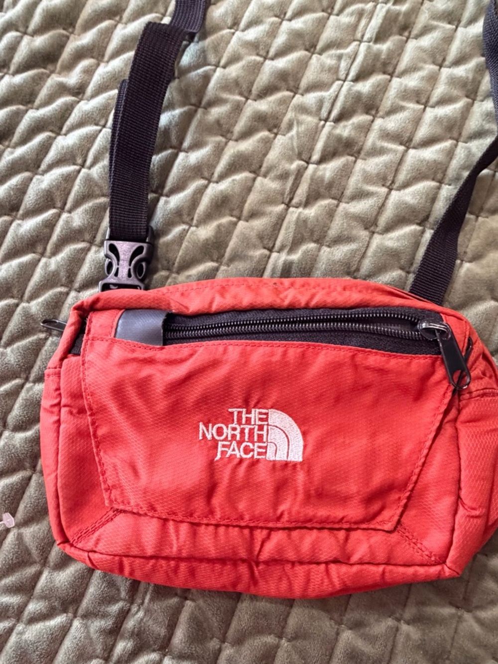 The North Face vintage 90s Orange  fanny pack with black strap‎ waist